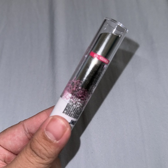 WET N WILD ROSE LIP STICK - Picture 3 of 6